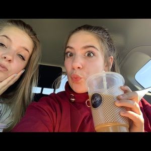 Meet your Posher, Ava